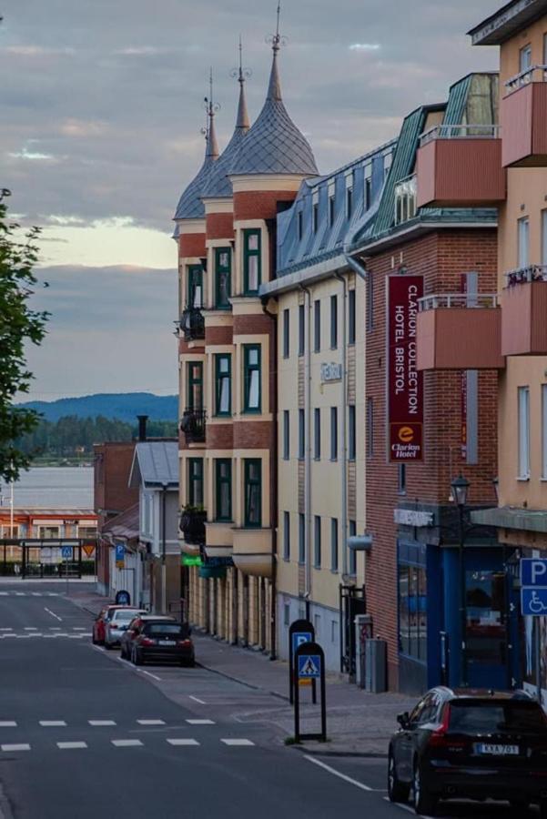 Home Hotel Bristol Арвика Экстерьер фото